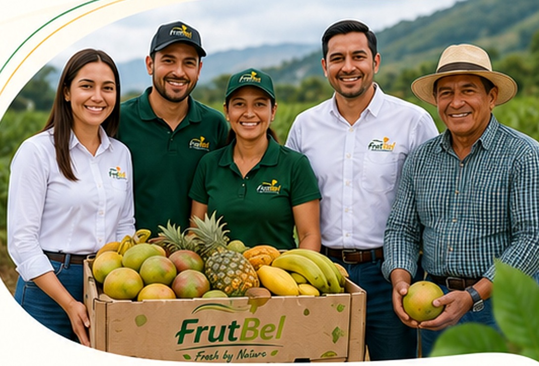 Equipo FrutBel en Ecuador